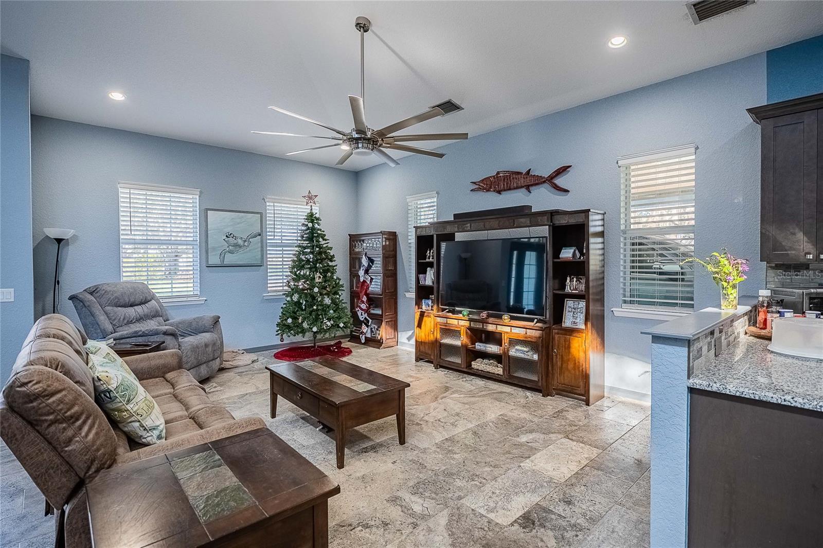 2424 Burns Avenue, FL