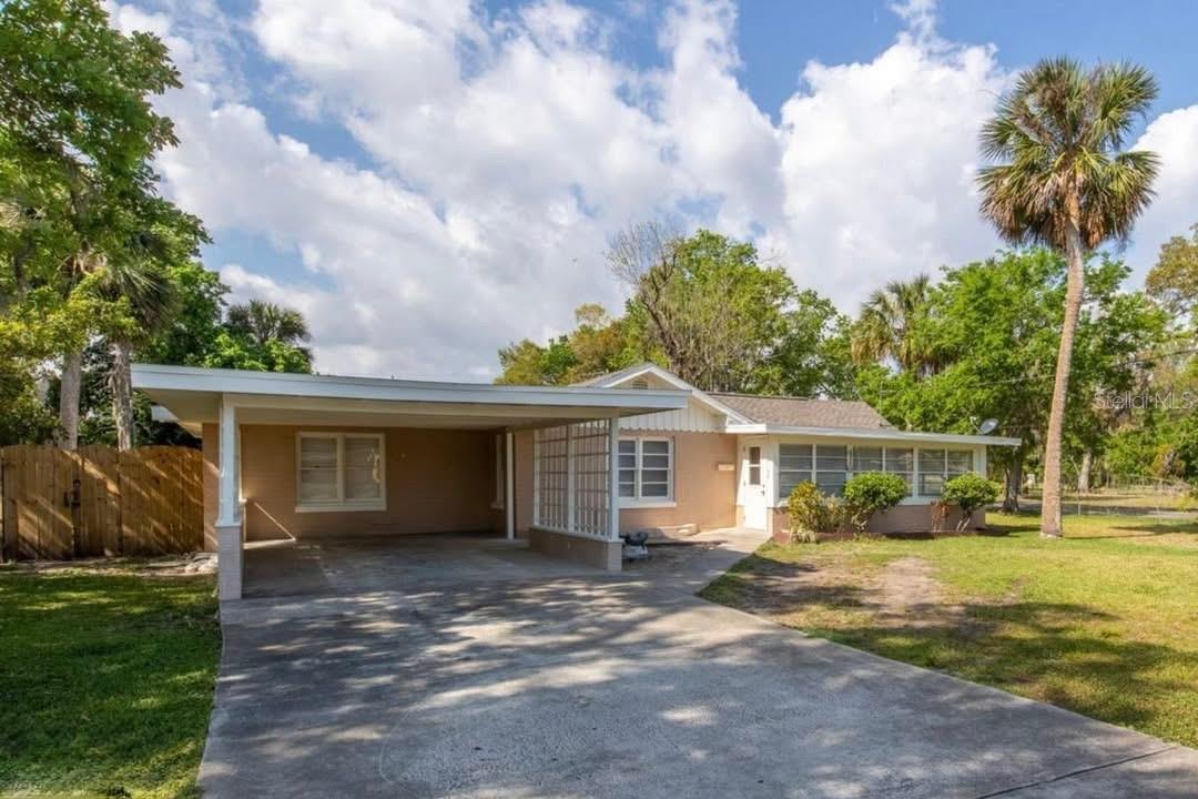 416 Caroline Street, FL