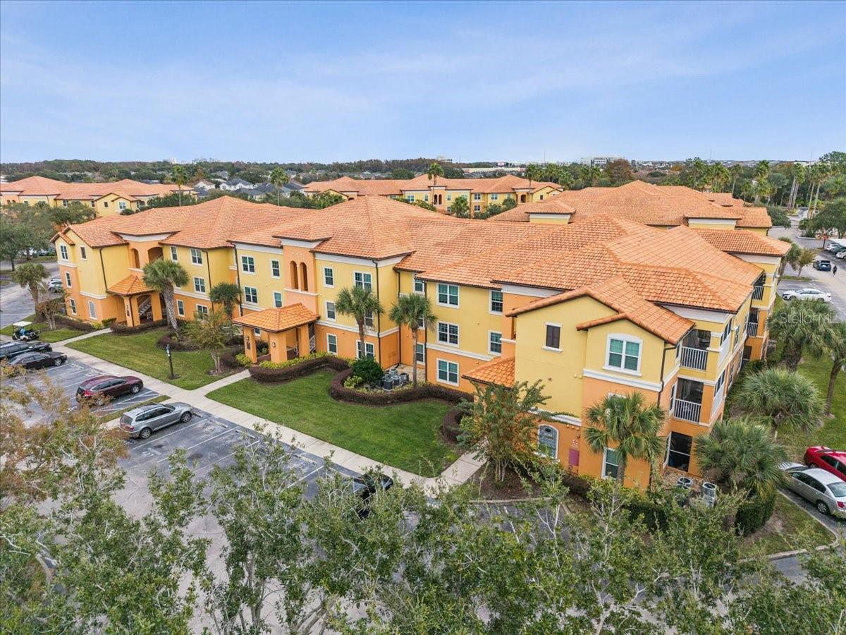 5479 Vineland Road, FL
