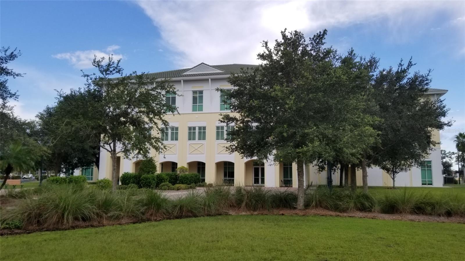 1131209841 & 1131209842 Devonshire Circle, FL