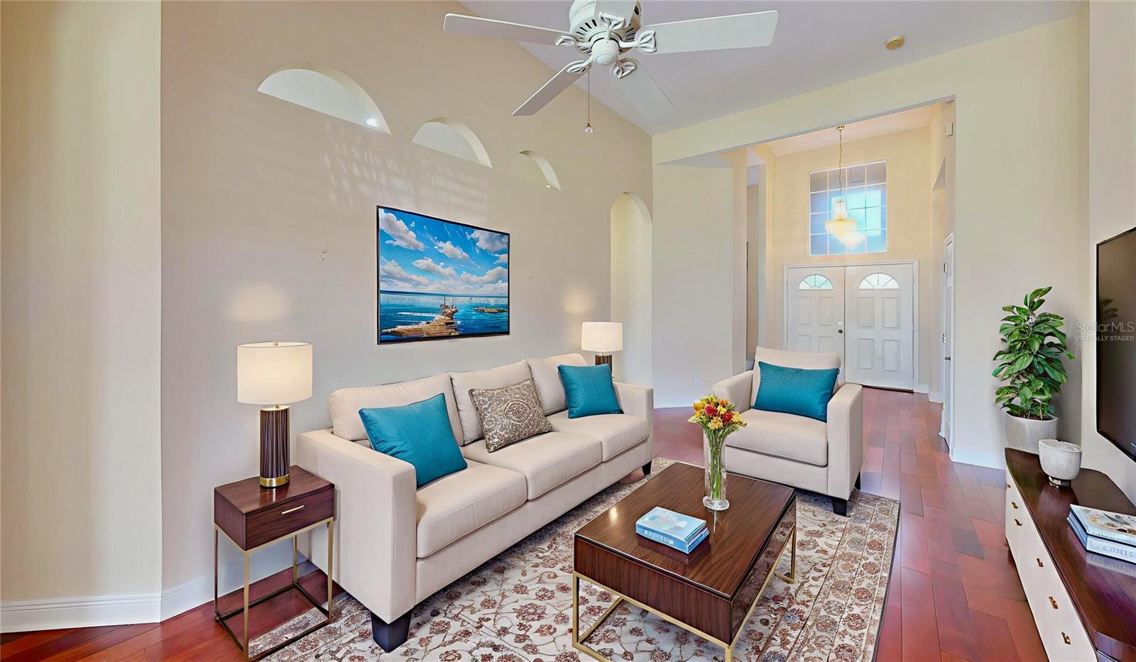 586 Huntington Pines Drive, FL