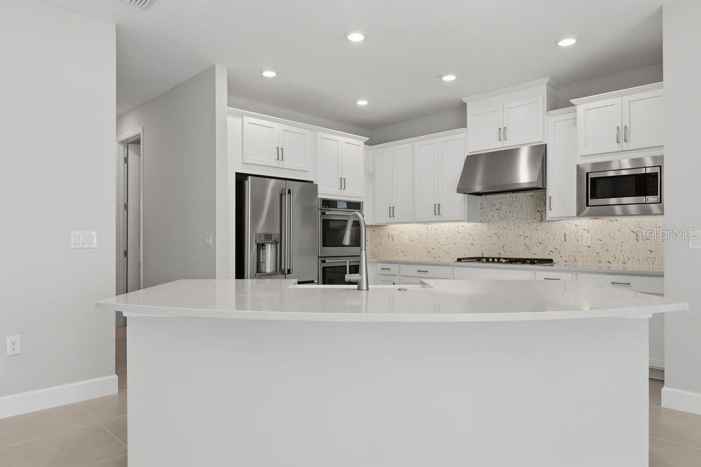 664 Junonia Boulevard, FL