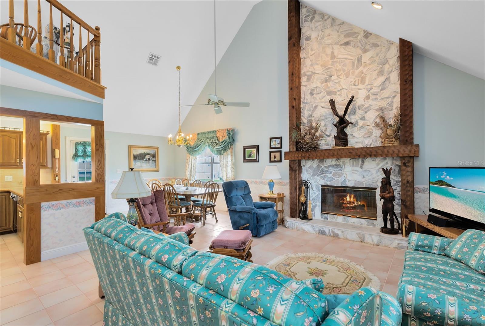 435 Lantern Drive, FL