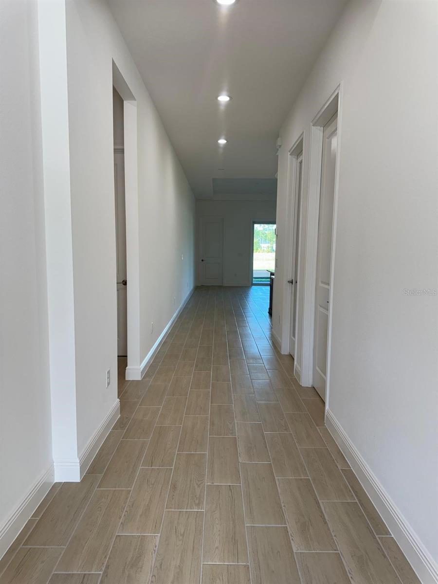 1138 Cliffhaven Court, FL