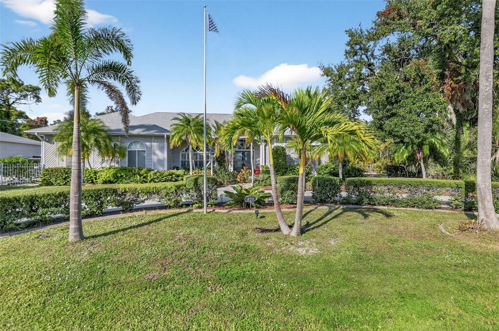 820 Bayshore Drive, FL