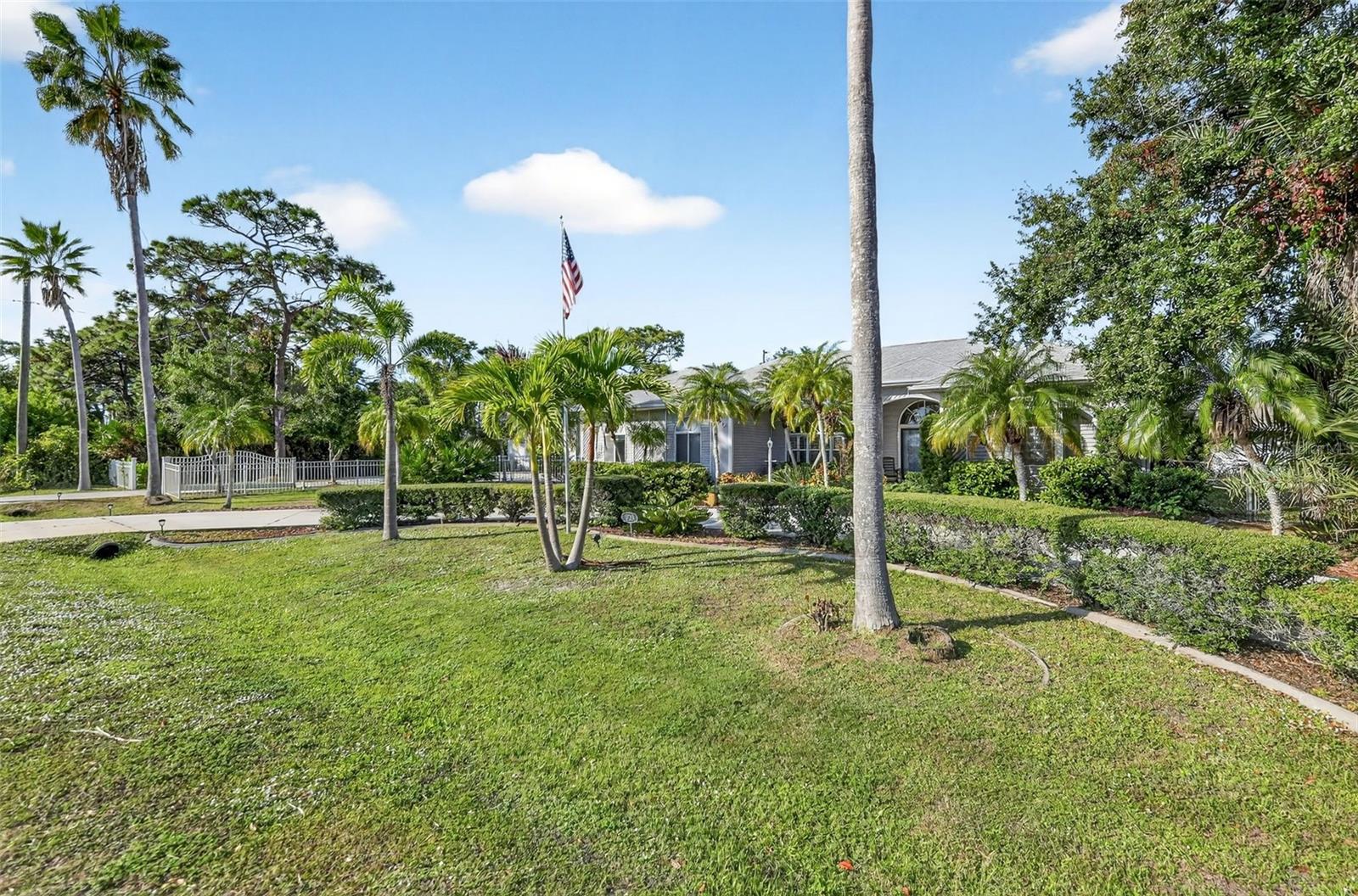 820 Bayshore Drive, FL