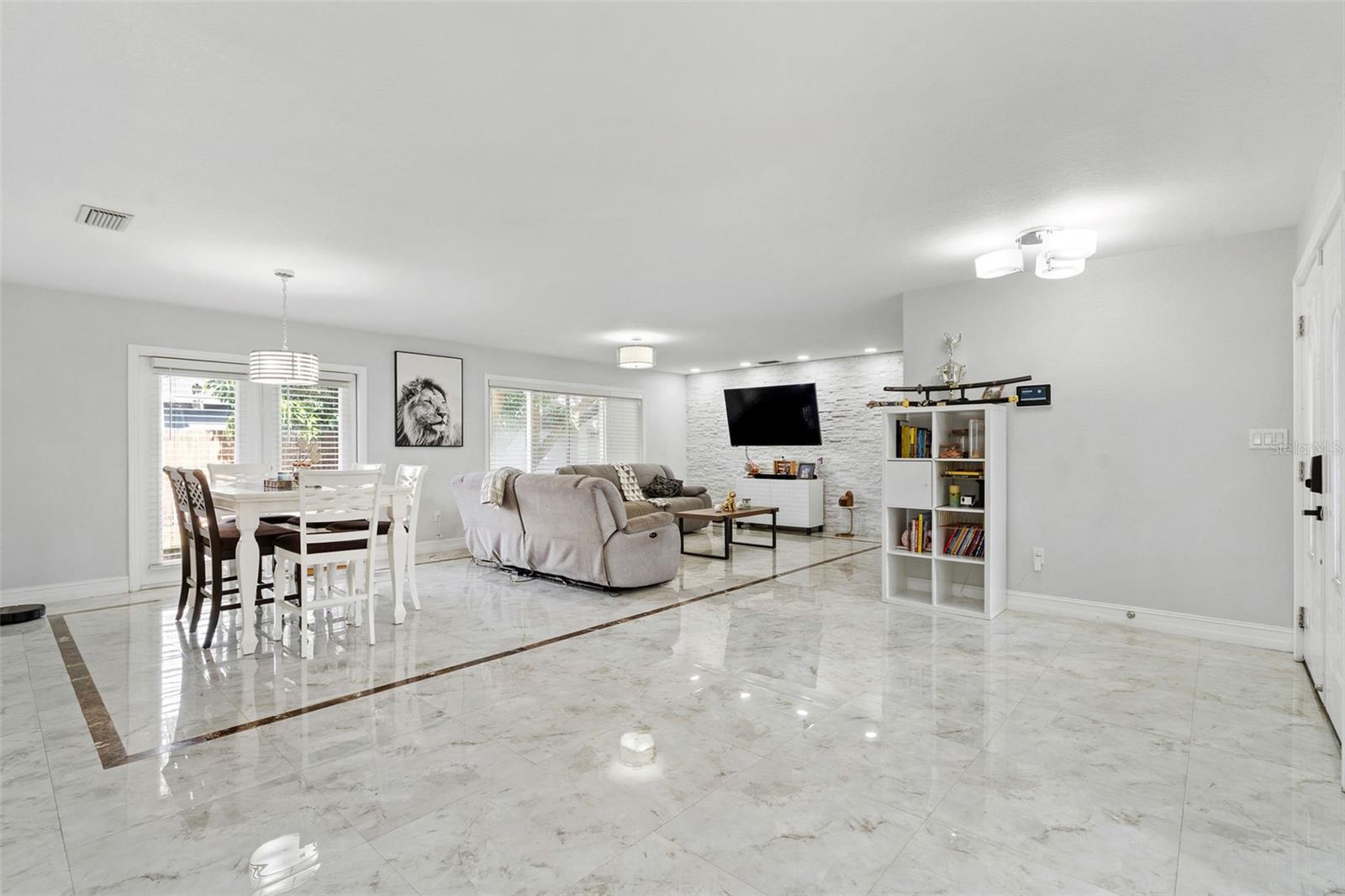 2453 Roberta Street, FL