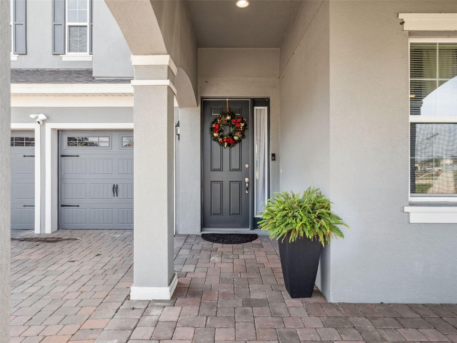 591 Via Bella Court, FL