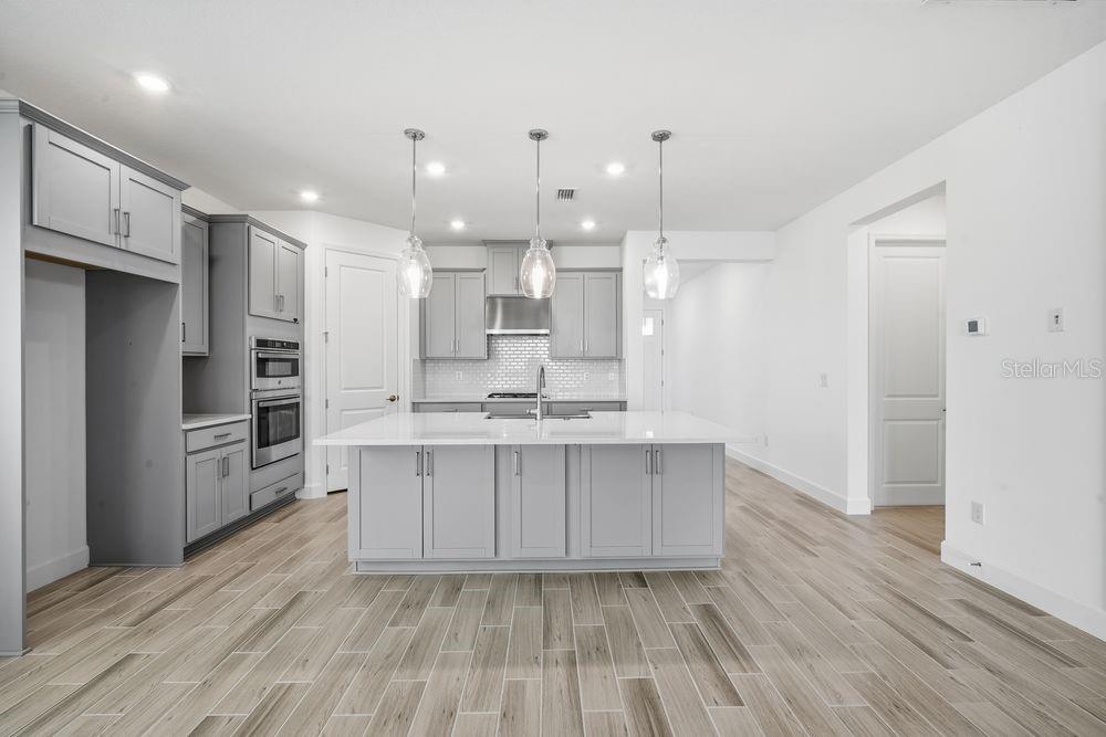 1558 Trailhead Lane, FL