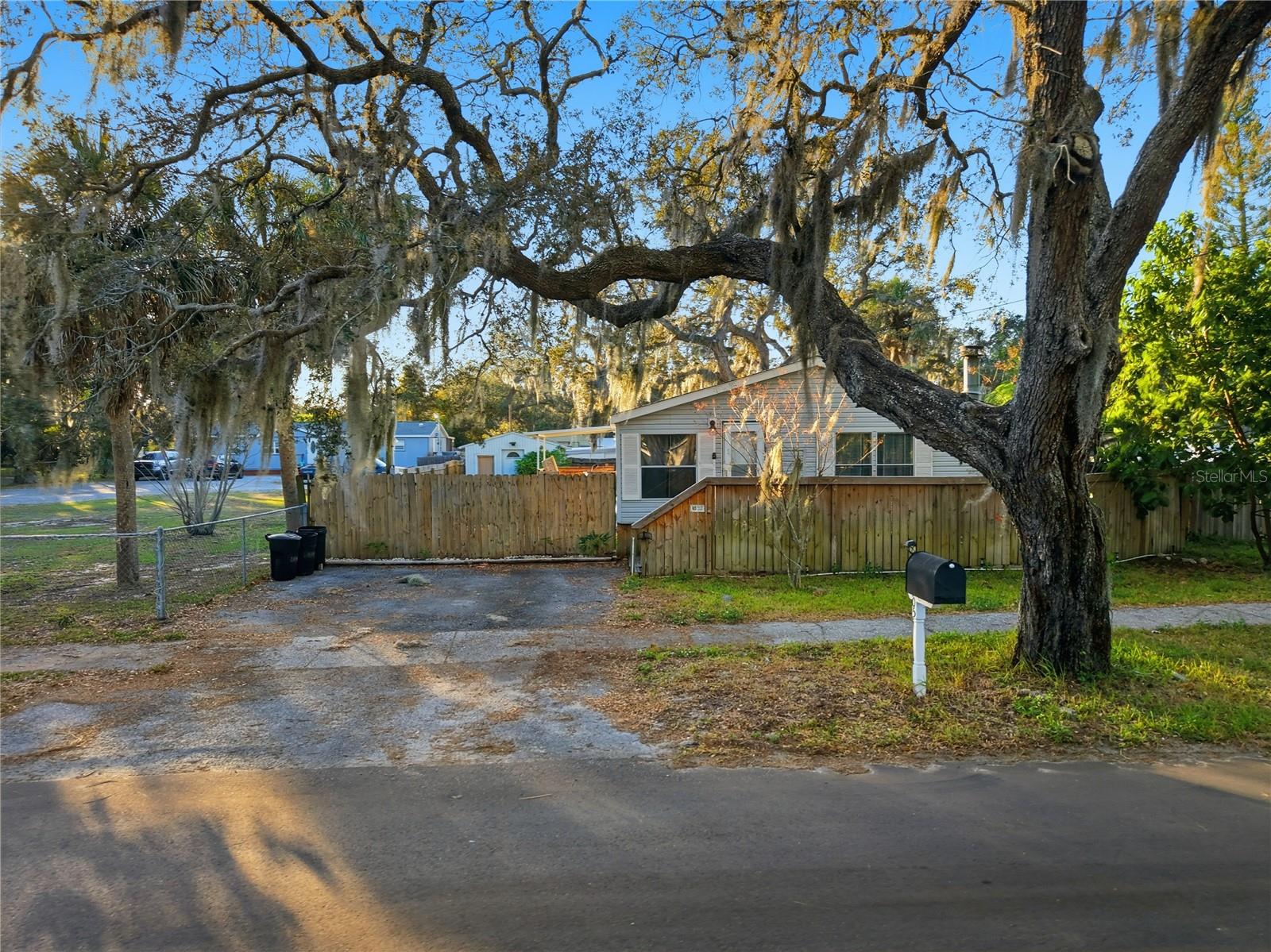 1205 Calvary Road, FL
