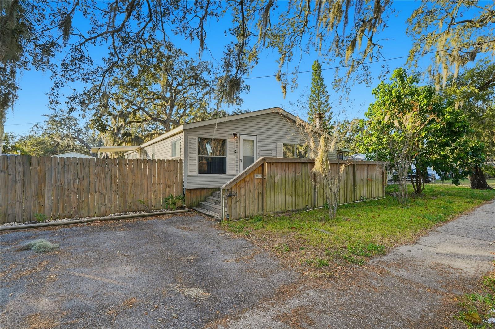 1205 Calvary Road, FL