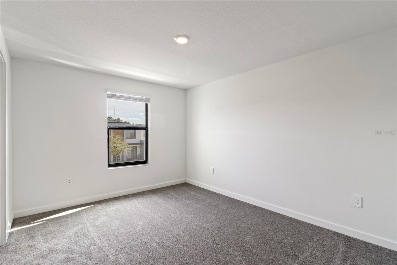 3250 Energy Drive, FL