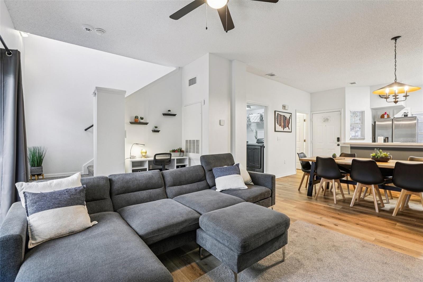 8419 Crystal Cove Loop, FL