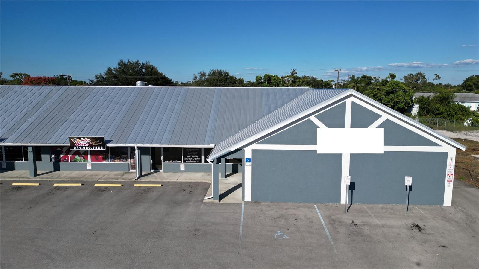 3762 Tamiami Trail, FL