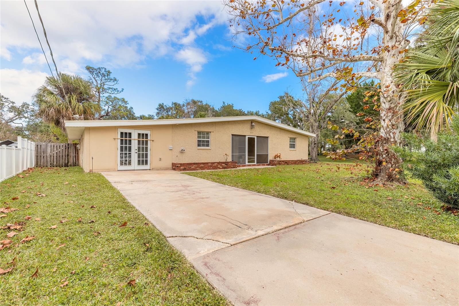 223 Charles Street, FL