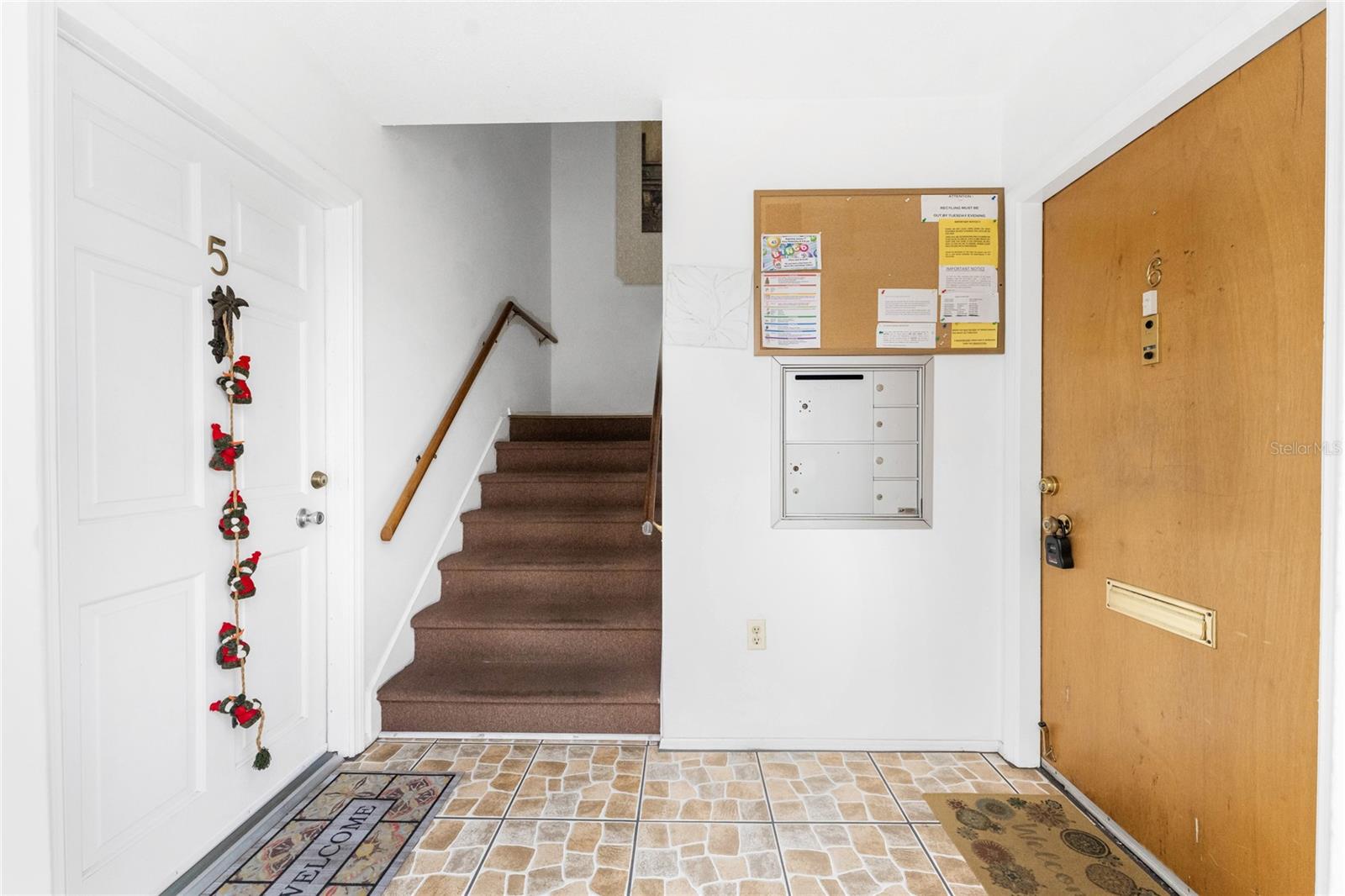 4158 Tamiami Trail, FL