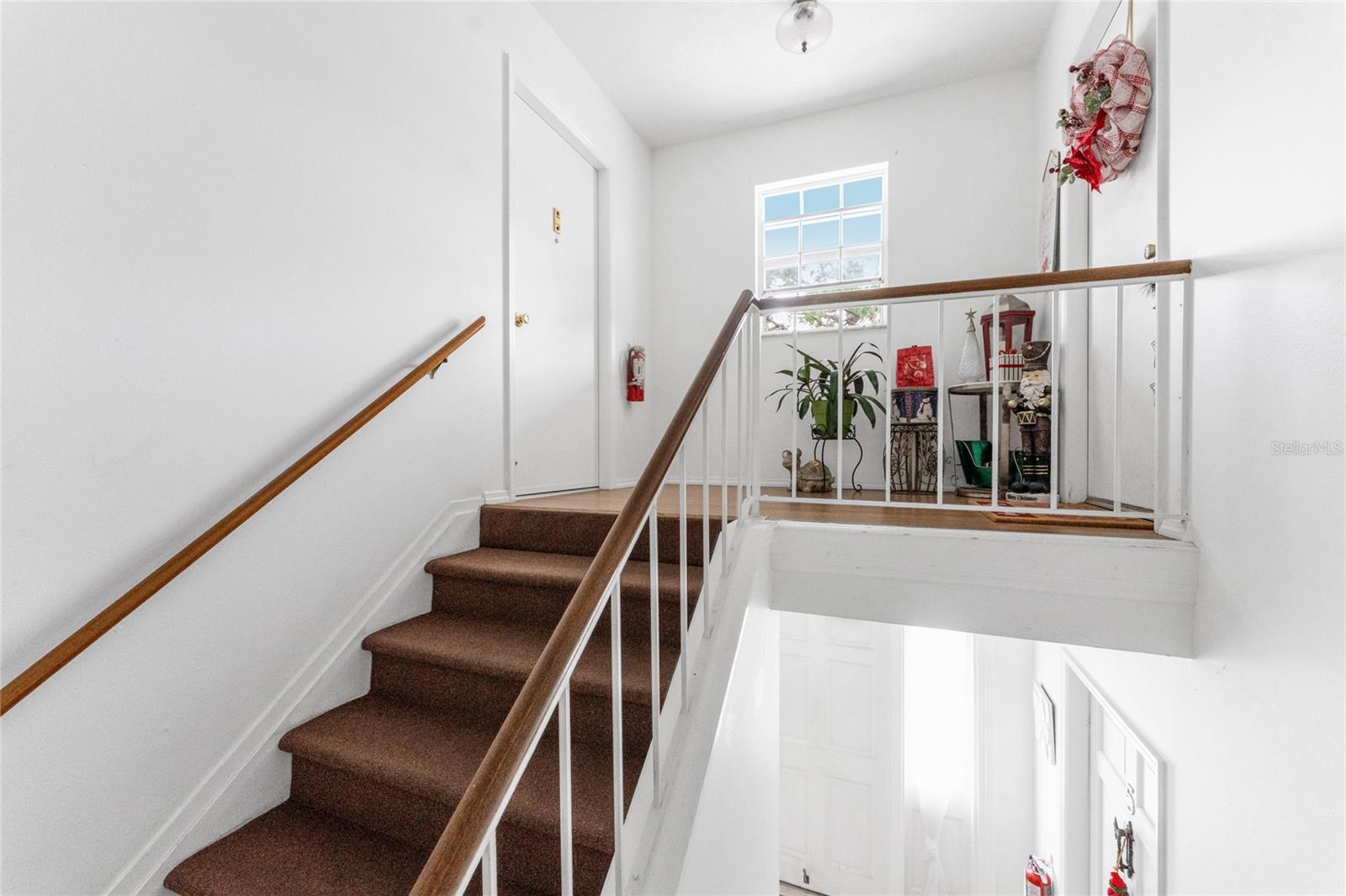 4158 Tamiami Trail, FL