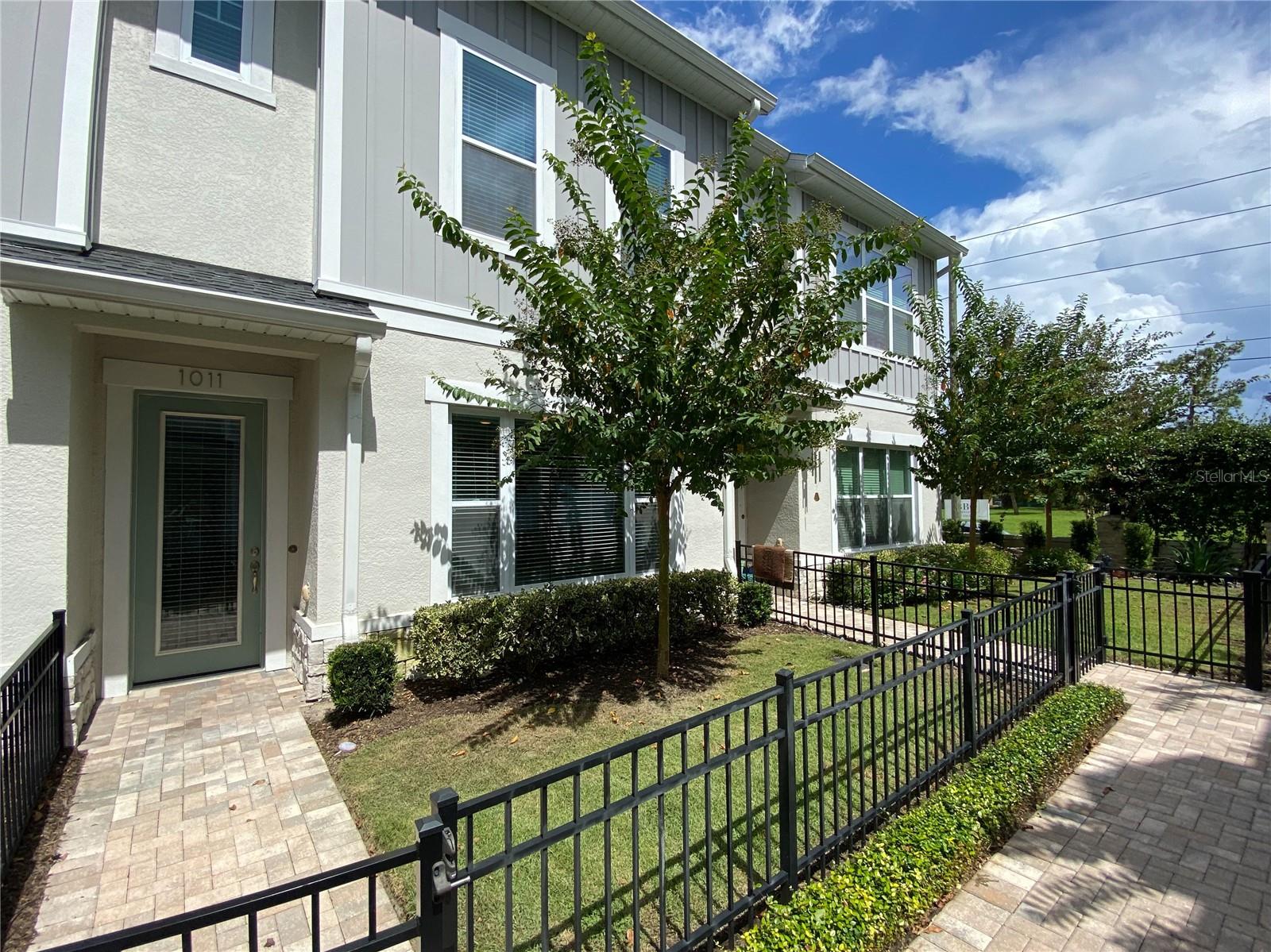 1011 Lychee Court, FL