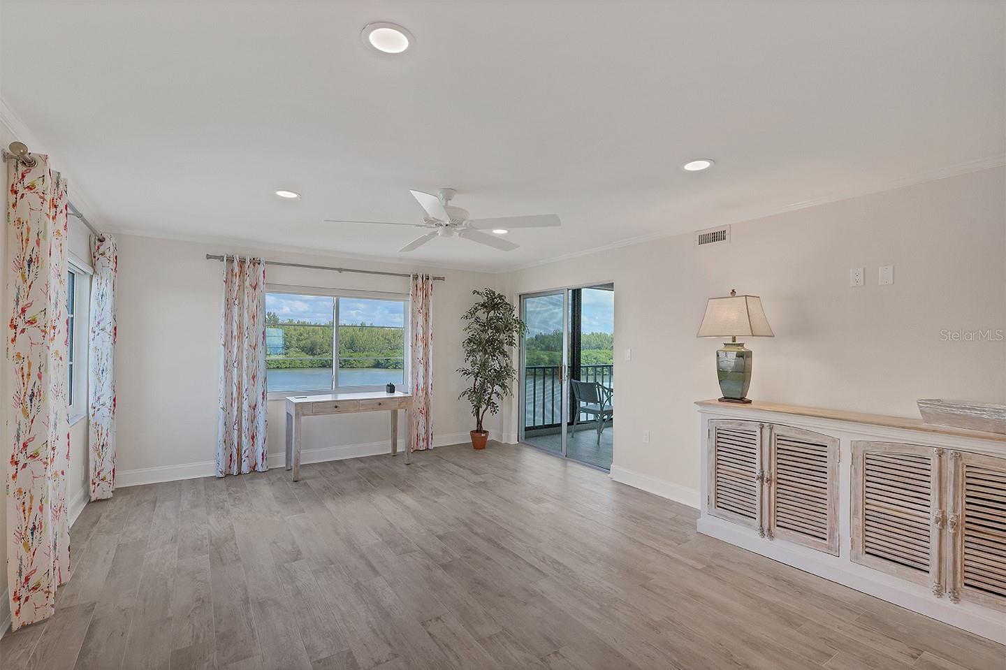 9397 Midnight Pass Road, FL