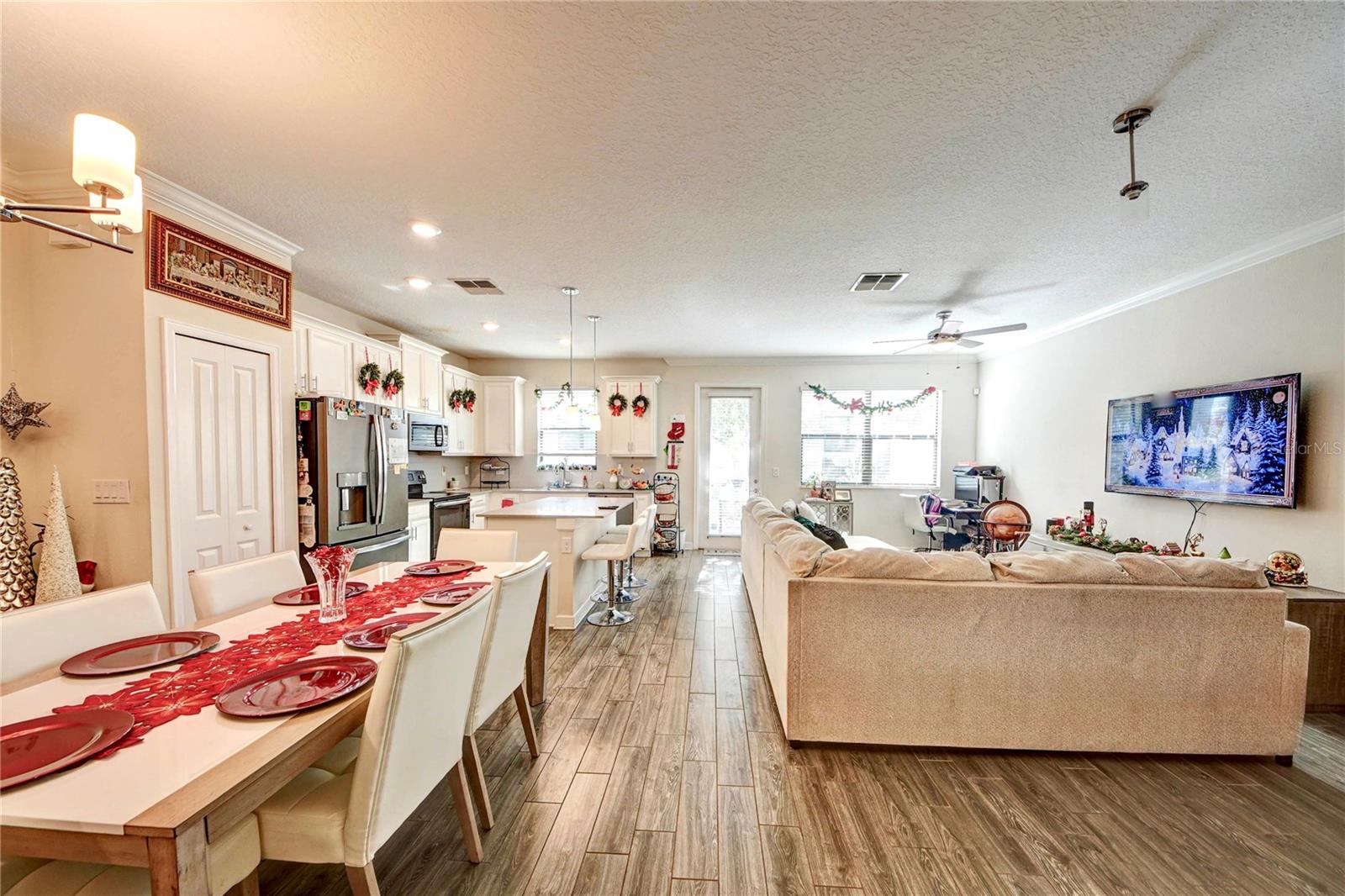 8506 Wingfoot Road, FL