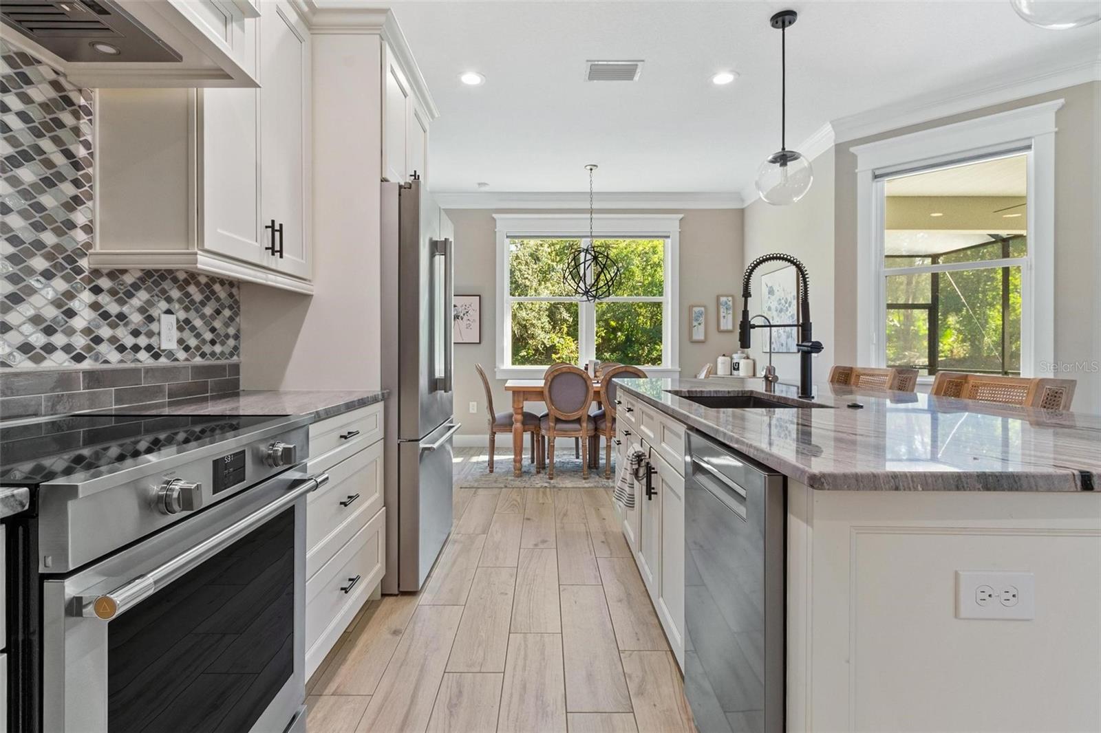 3160 Oakpark Drive, FL