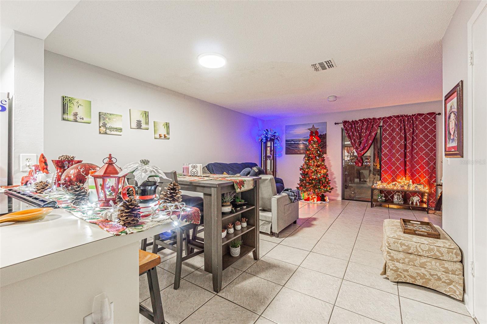 4010 Oak Limb Court, FL