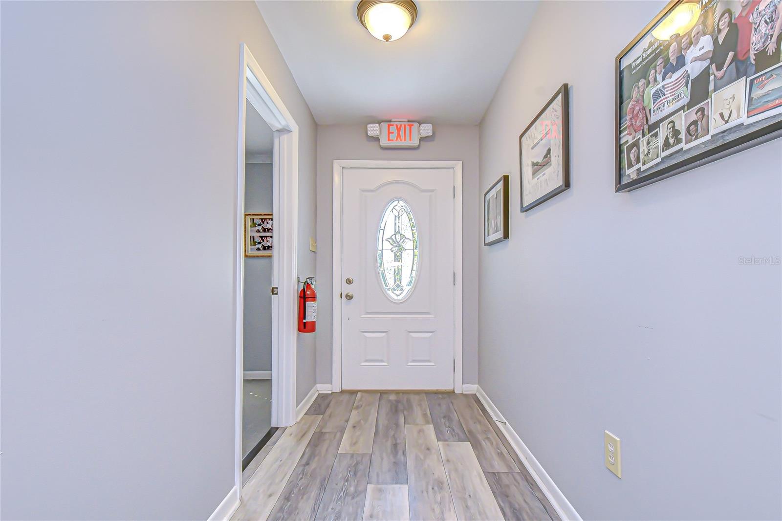 2109 Lithia Pinecrest Road, FL