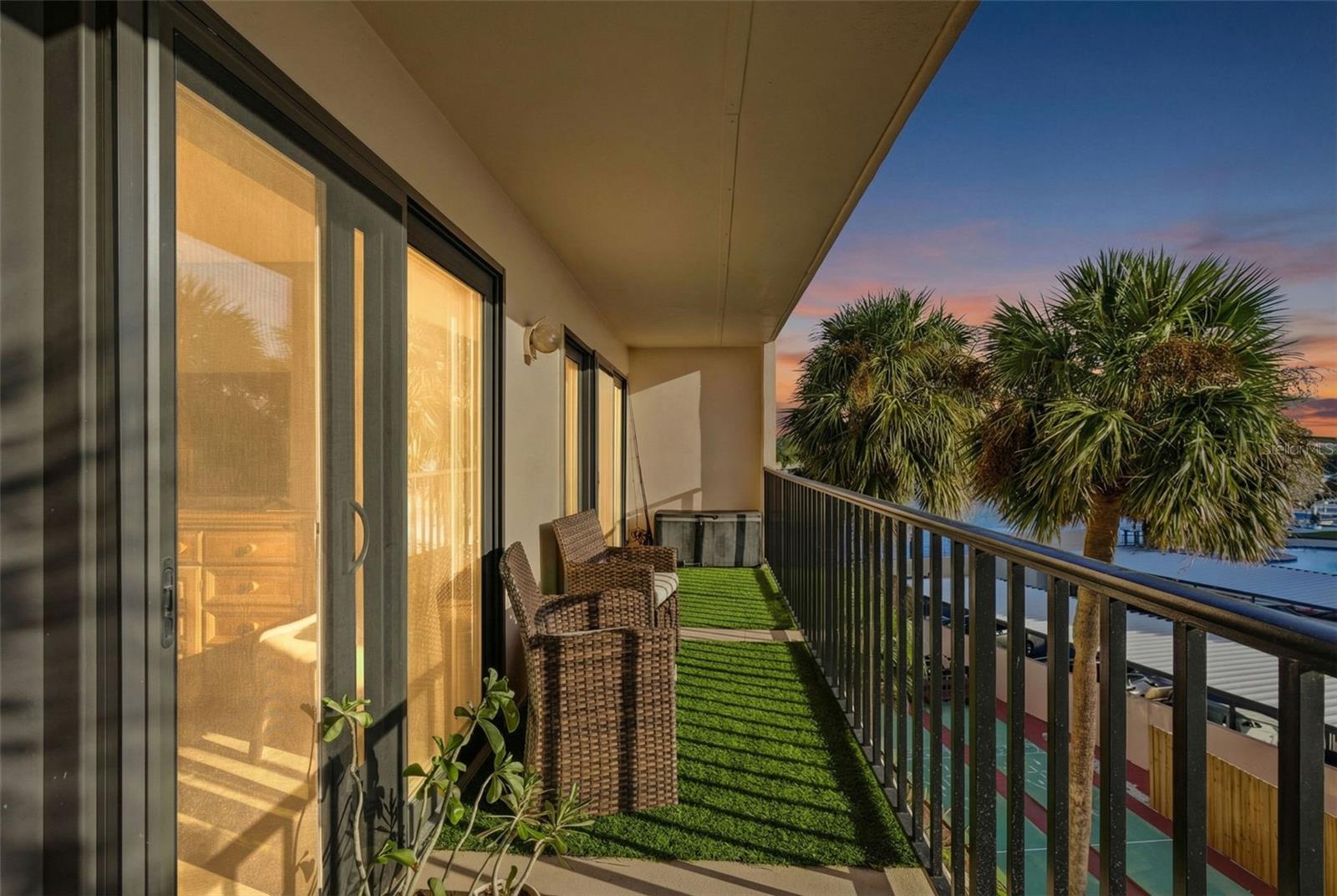 51 Island Way, FL