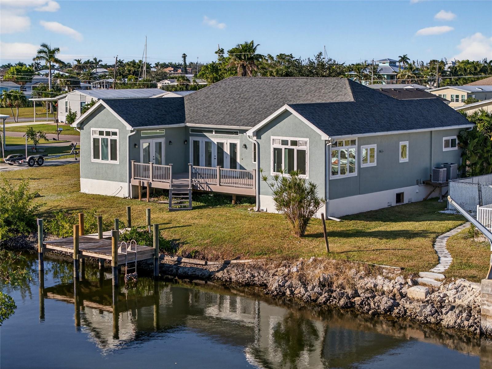 631 Tahiti Court, FL