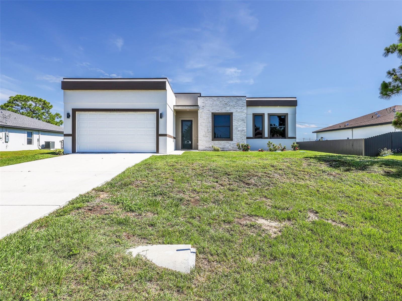 1423 20th Terrace, FL
