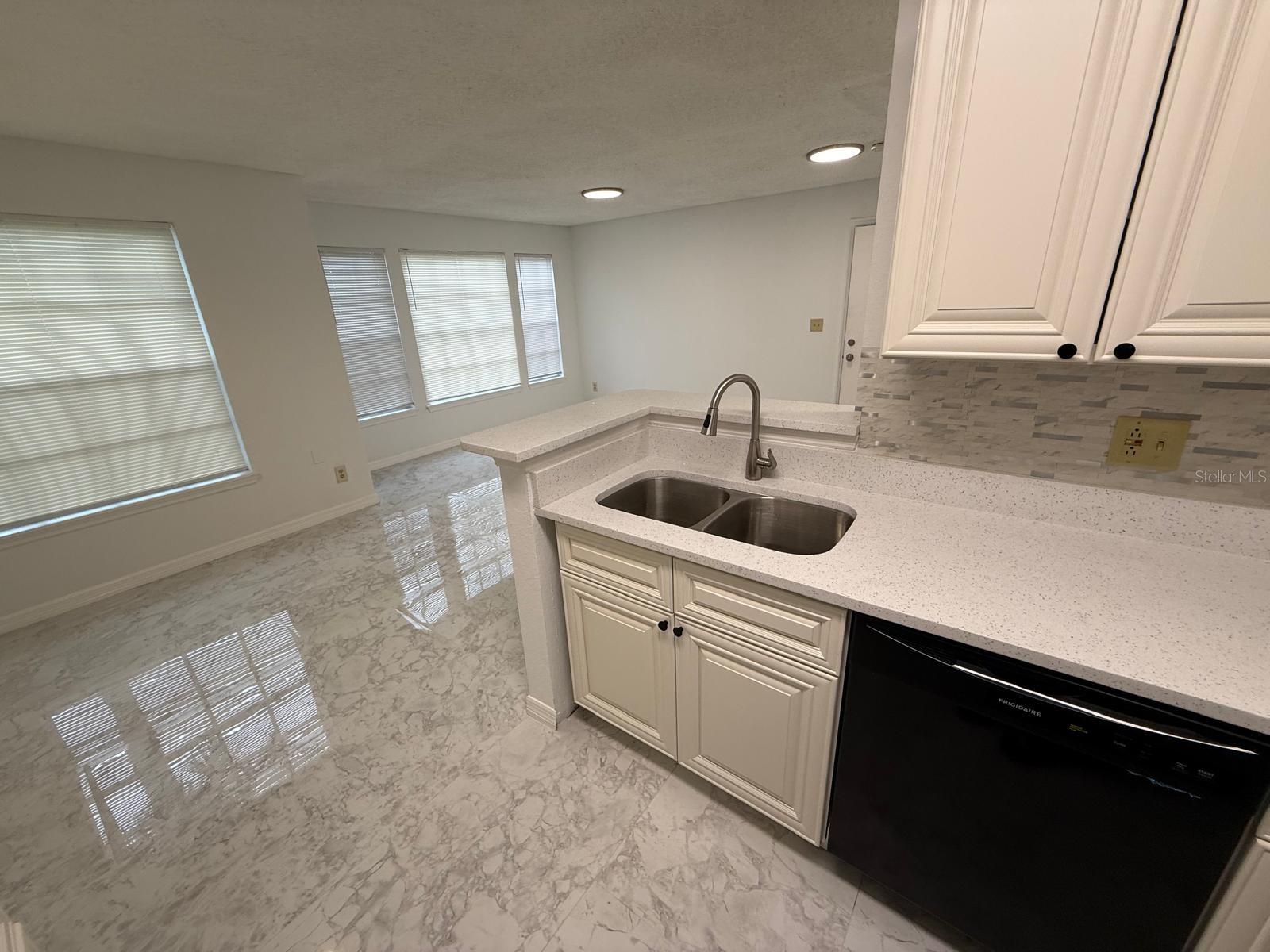 1089 Hiawassee Road, FL