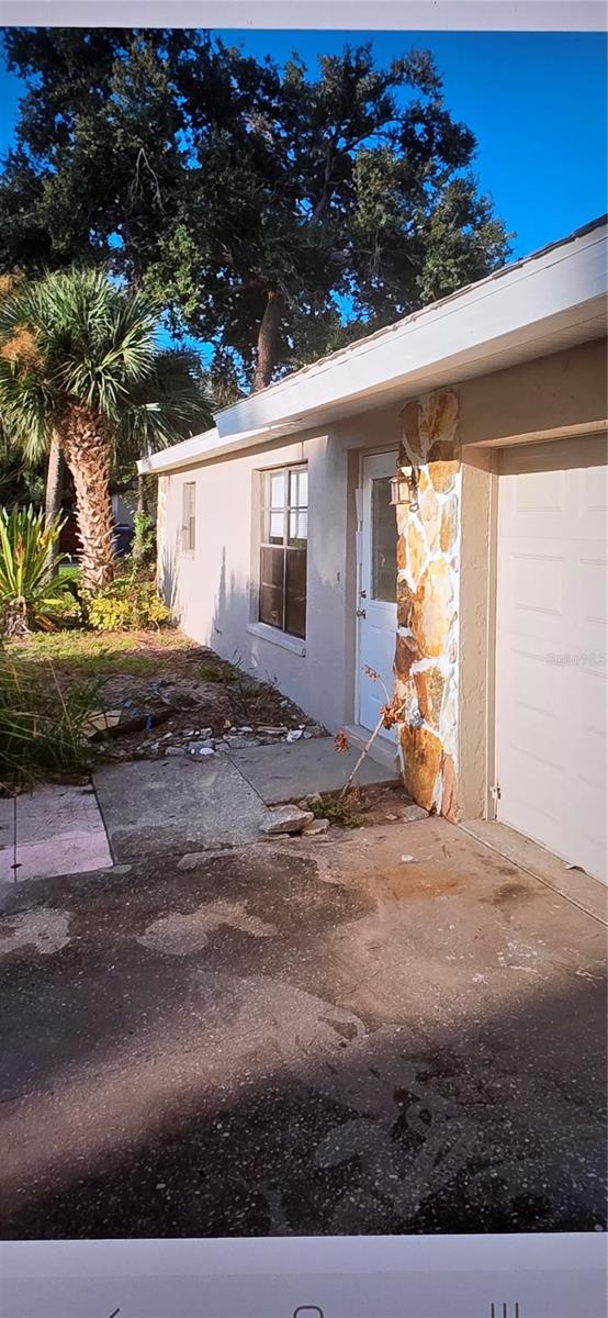 5208 Florida Road, FL