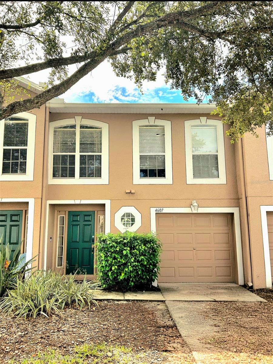 4607 Ashburn Square Drive, FL