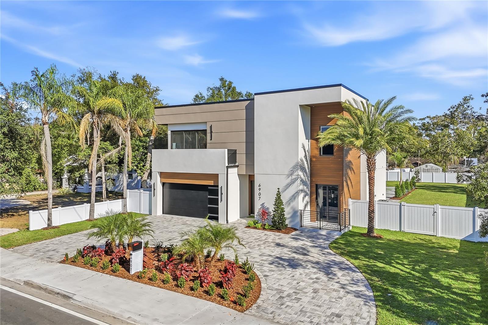 6907 Boulevard, FL