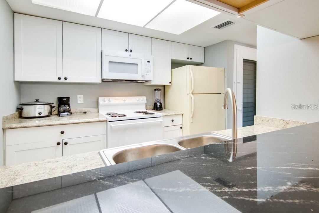 2615 Cove Cay Drive, FL