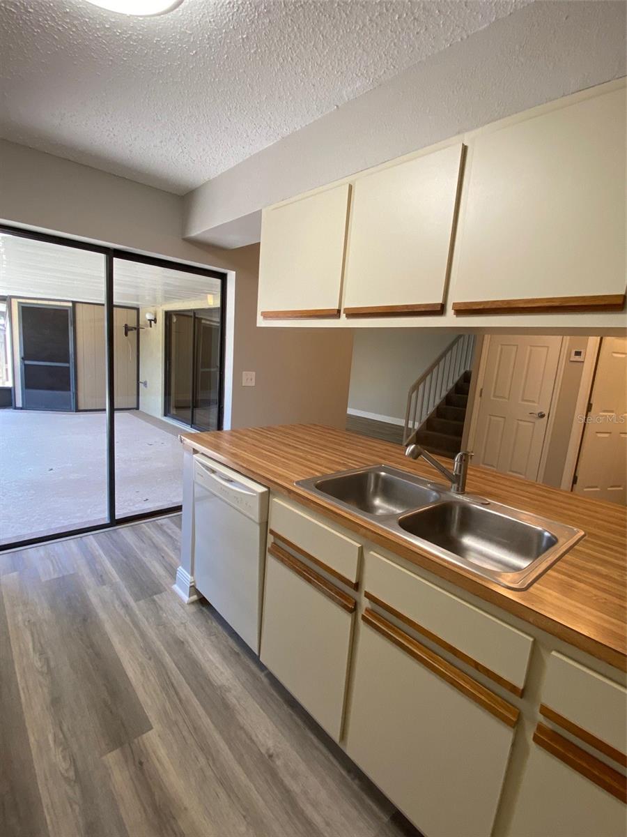 1004 Royal Oak Boulevard, FL