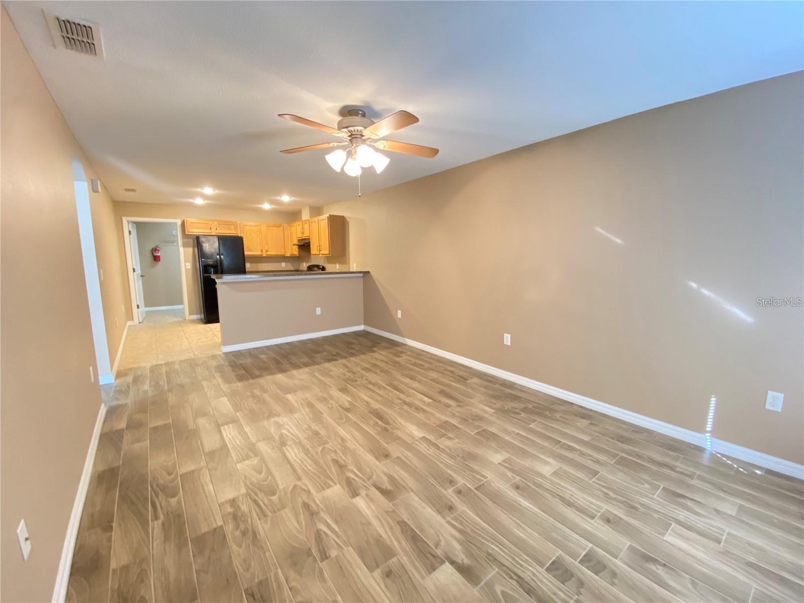 38647 Rose Ln, FL