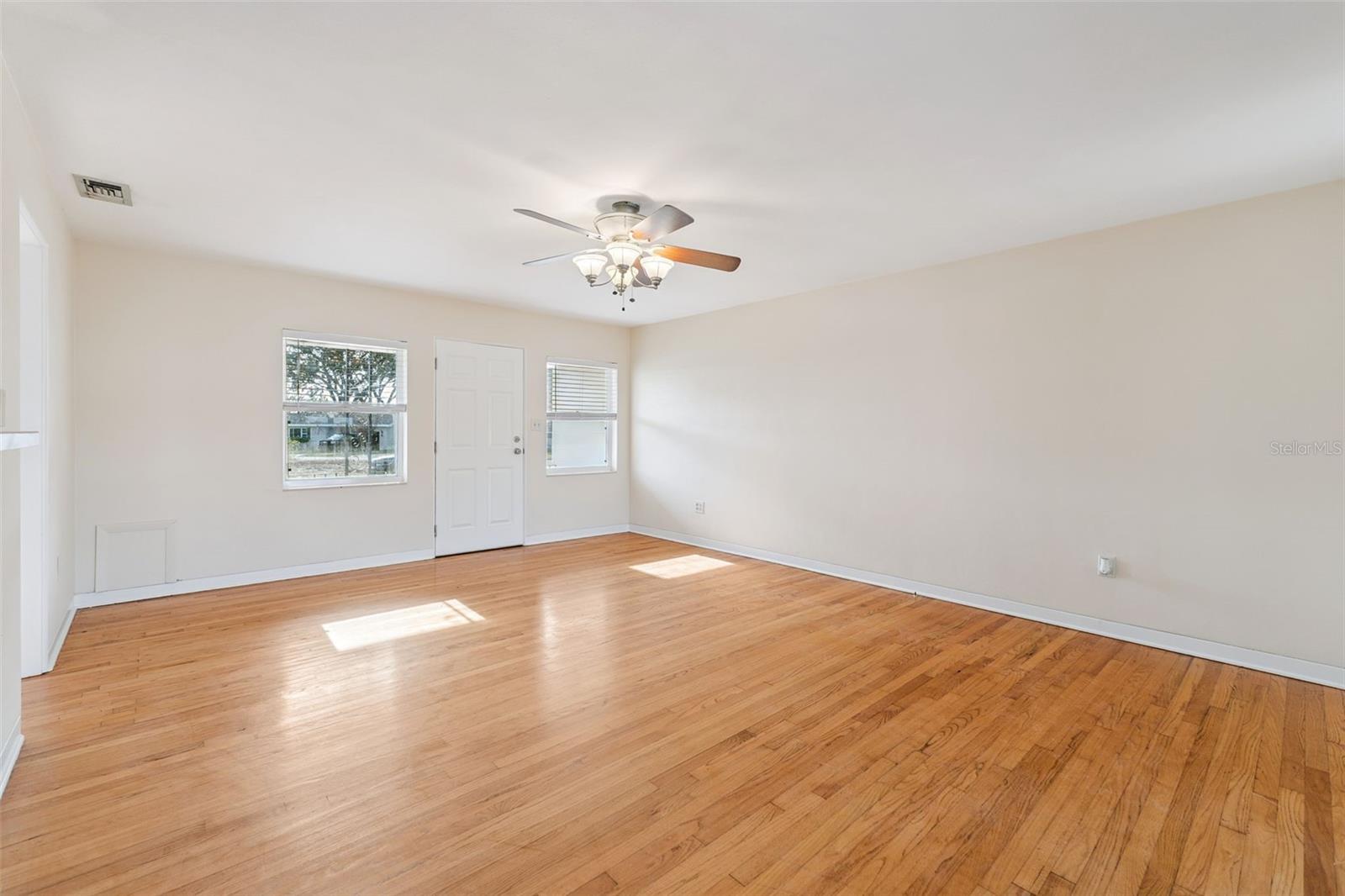 1301 Evalyn Drive, FL