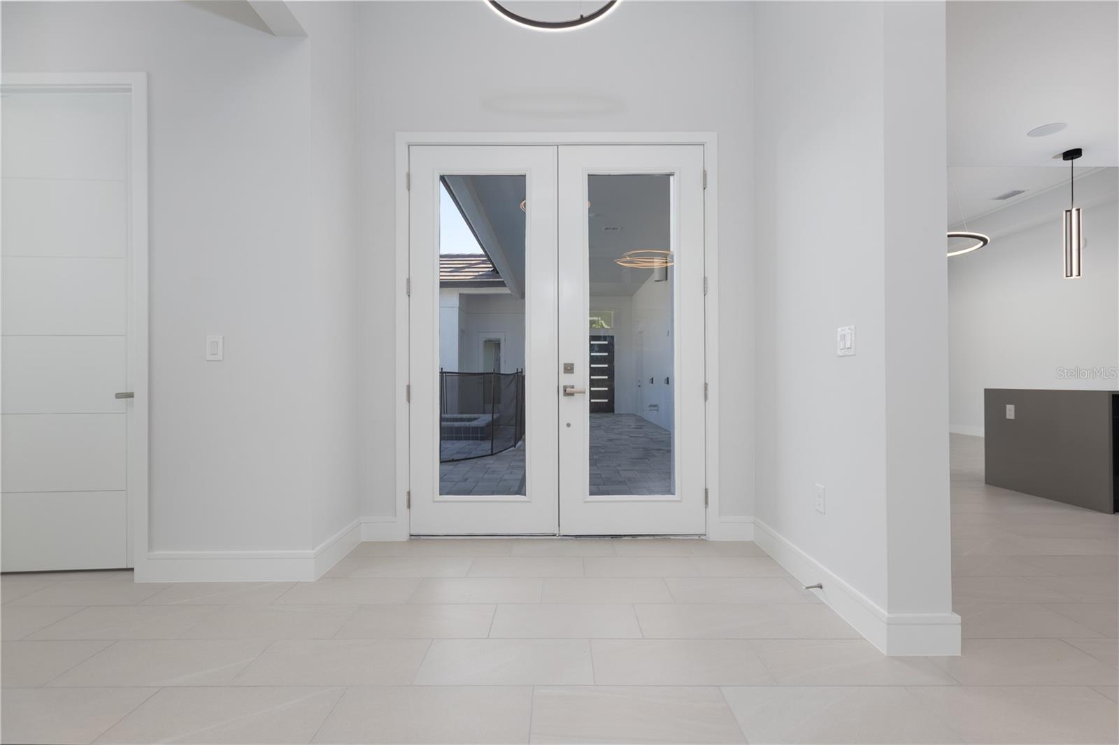 109 New Leatherwood Drive, FL
