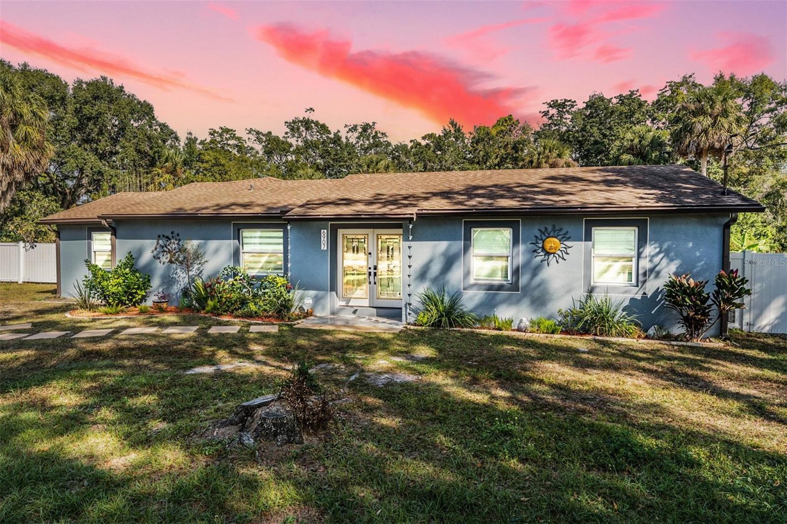 6907 Creek Drive, FL