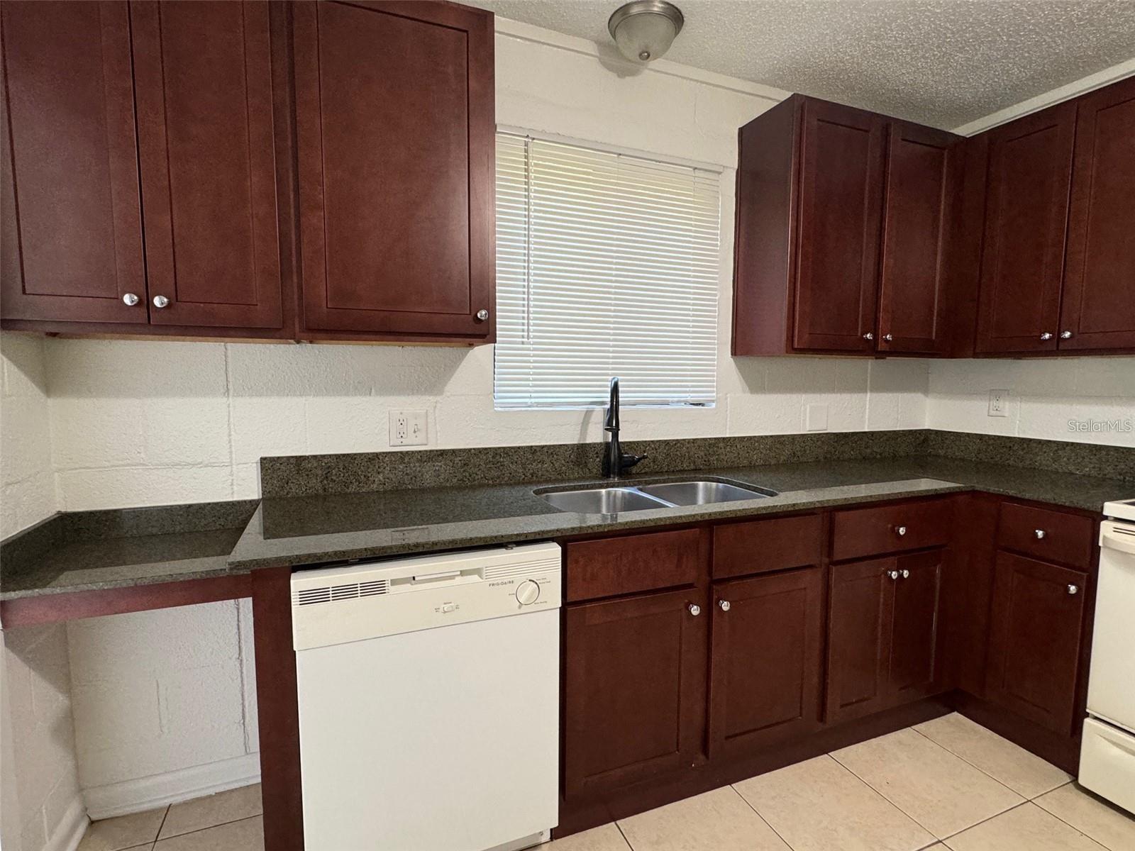 2547 Mills Avenue, FL