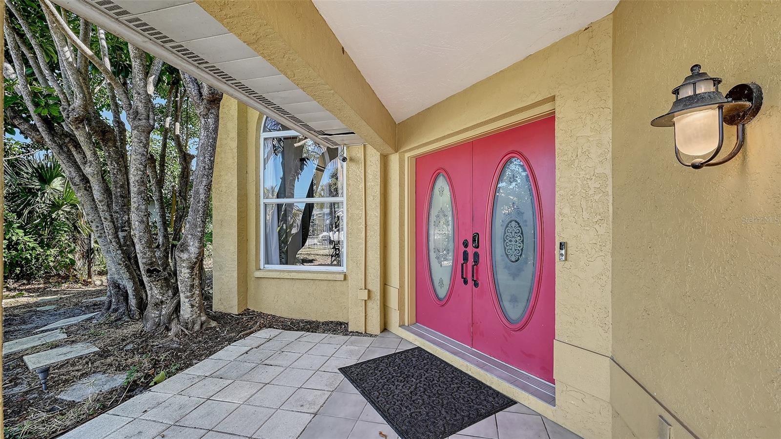 2429 Whippoorwill Circle, FL