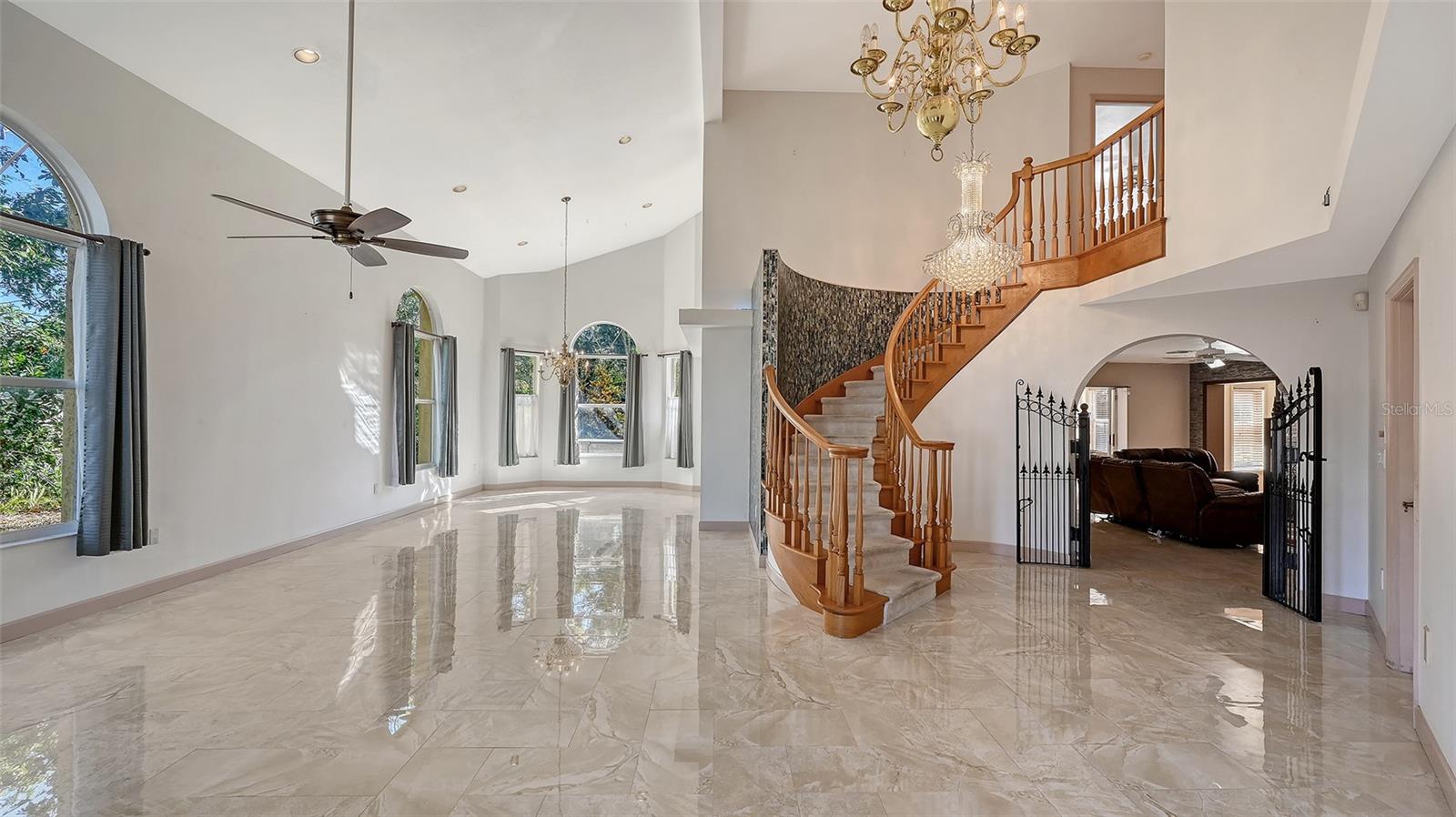 2429 Whippoorwill Circle, FL