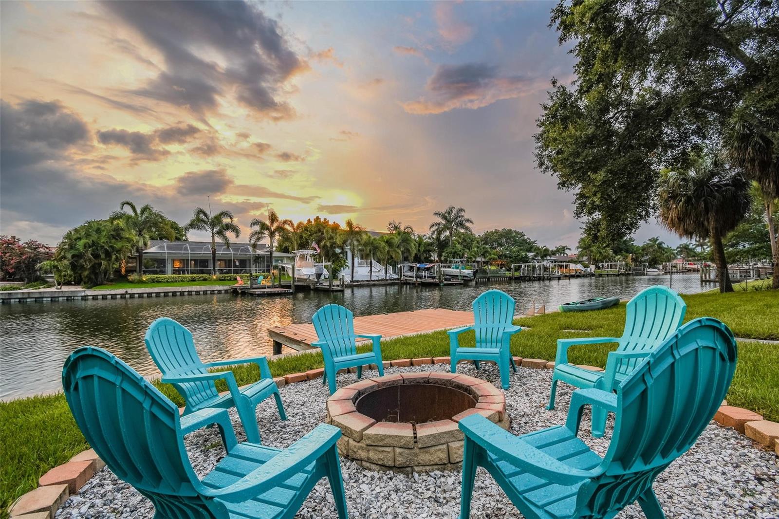 3922 Fontainebleau Drive, FL