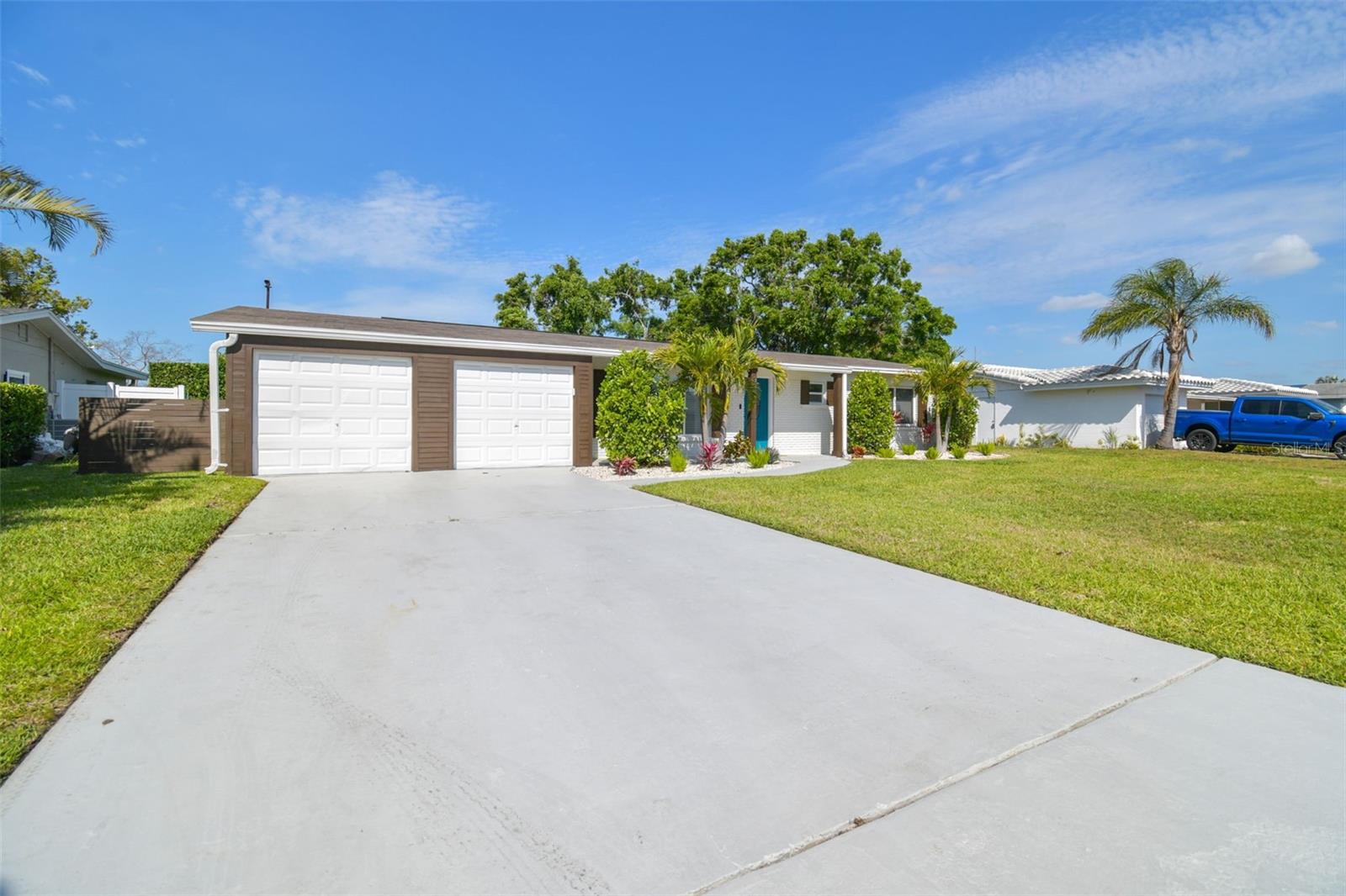 3922 Fontainebleau Drive, FL