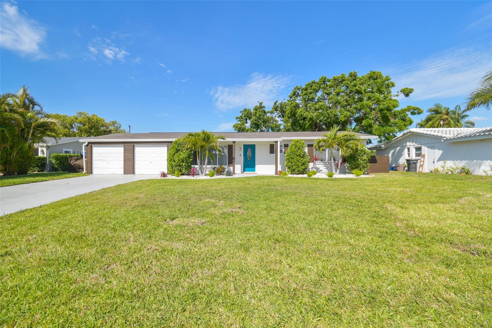 3922 Fontainebleau Drive, FL