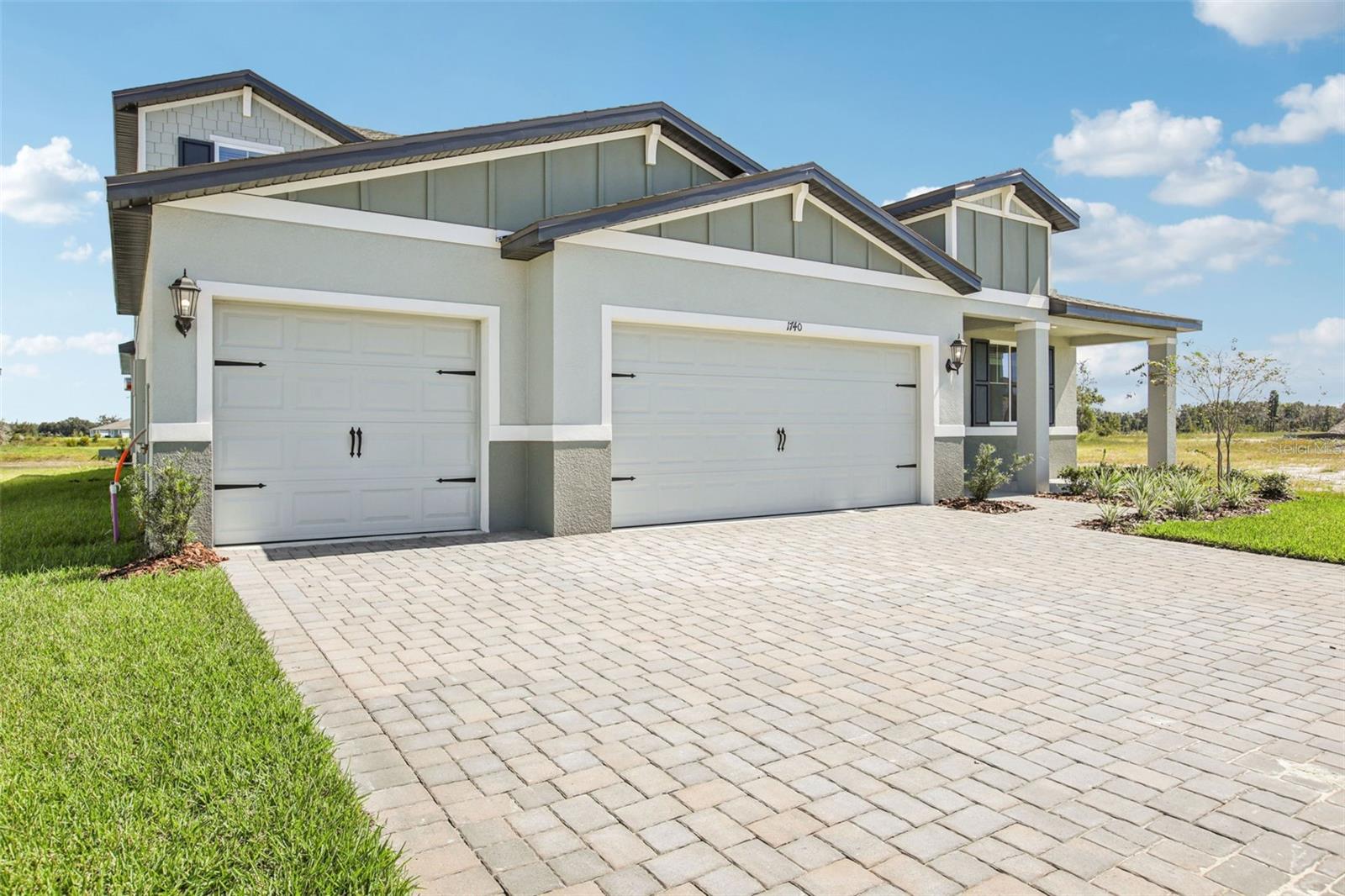 1740 Draughton Drive, FL