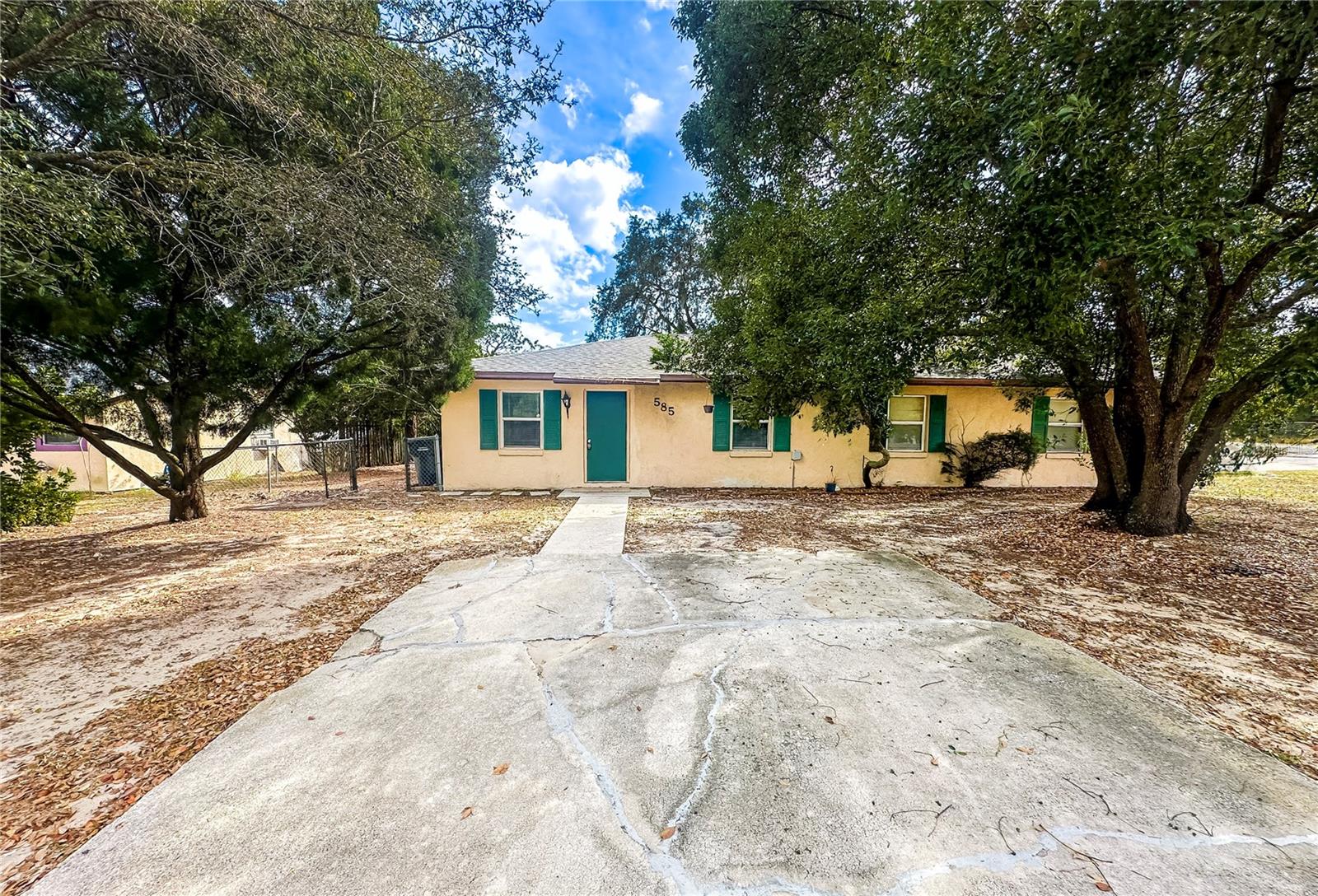 585 Scenic Highway, FL