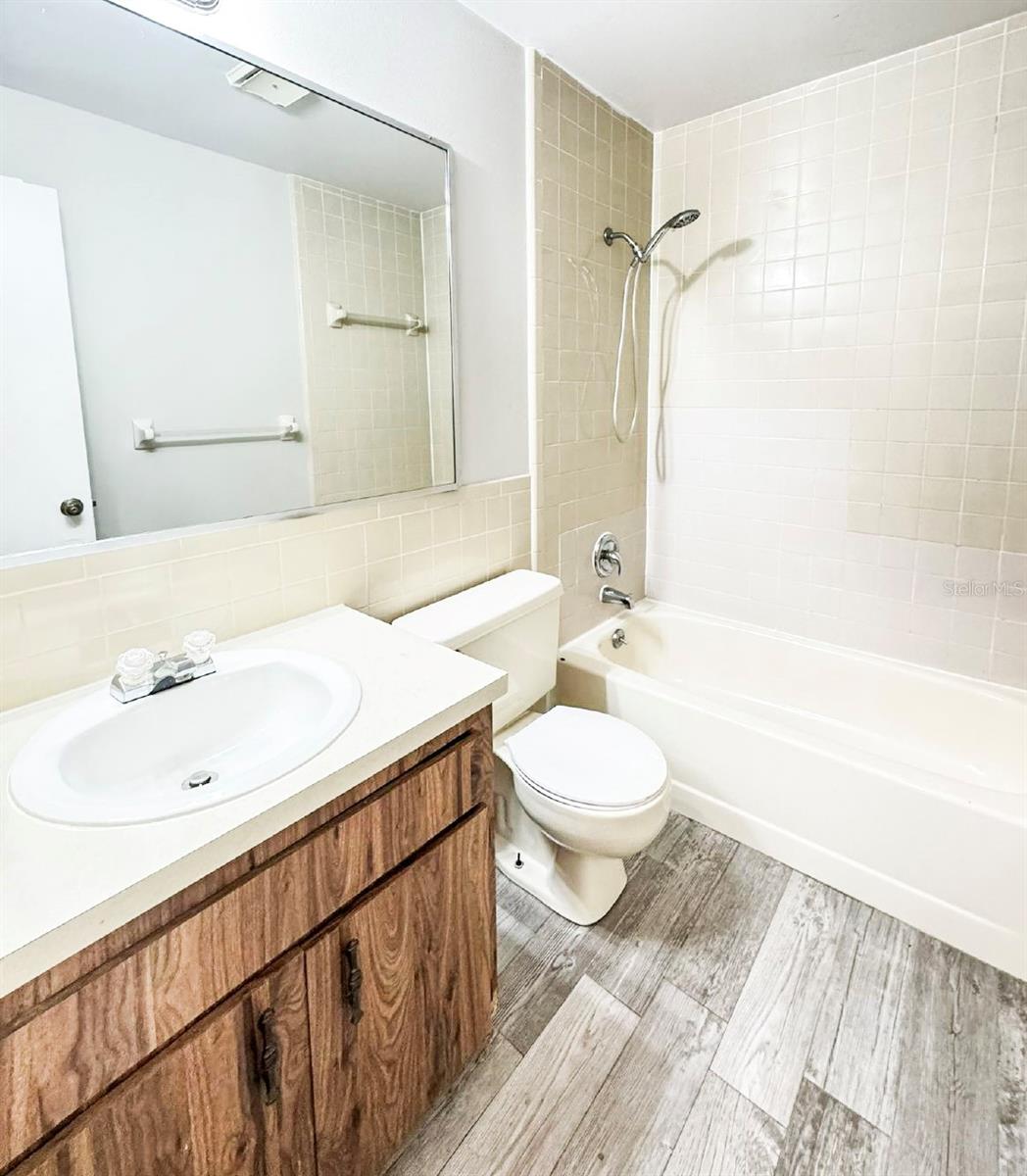 585 Scenic Highway, FL