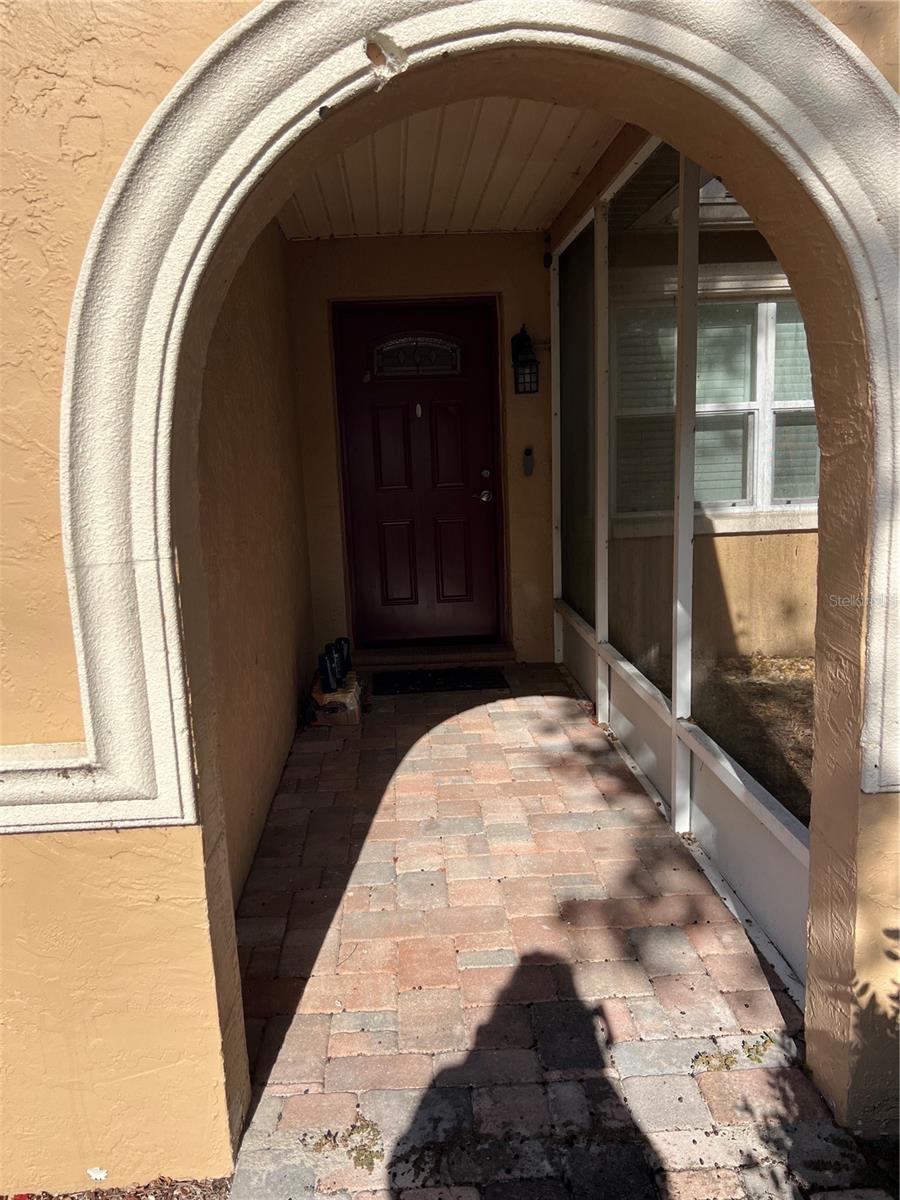2441 Dustin Circle, FL